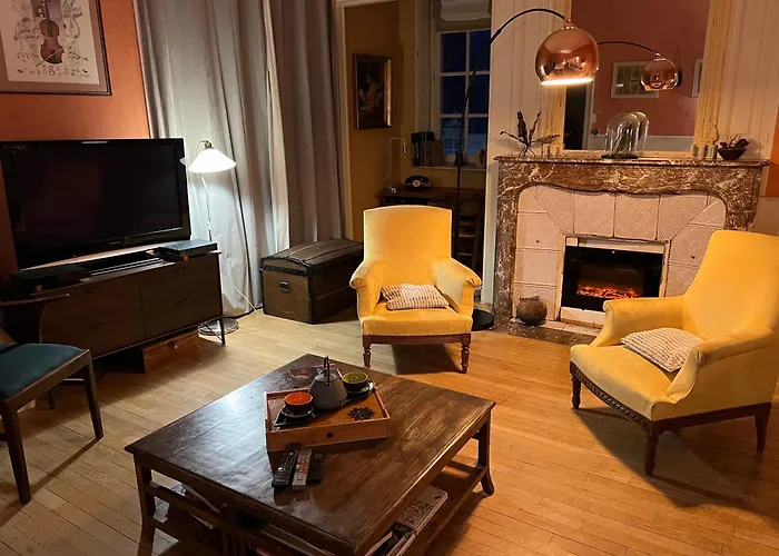 La Lodge Victoria -Vieille Ville & Pepiniere -50M2